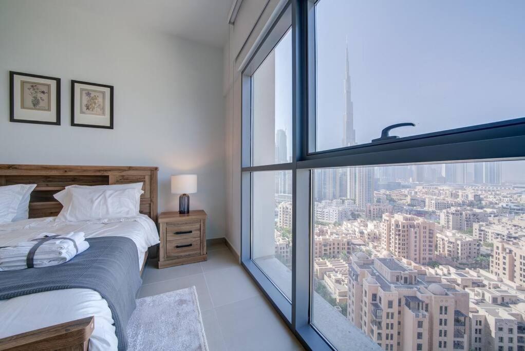 Апартаменти Burj Khalifa View - 2Br And Maid - Downtown Дубай Екстер'єр фото